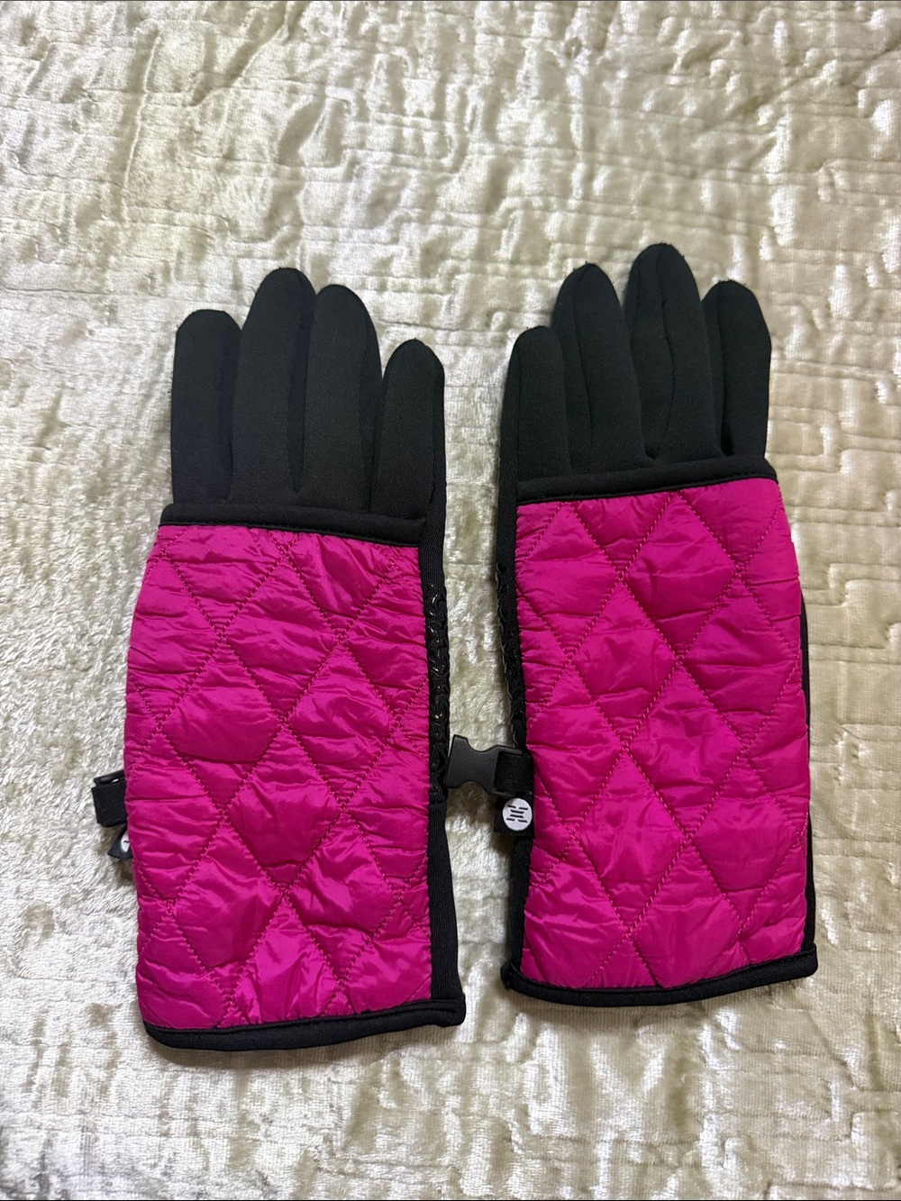 Quilted Magenta and Black Winter Gloves